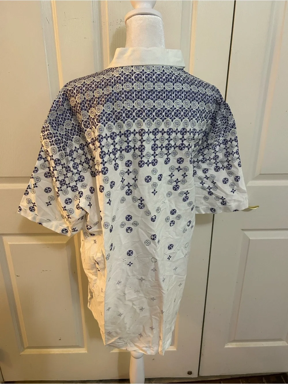 Tommy Bahama men’s casual shirt, XL